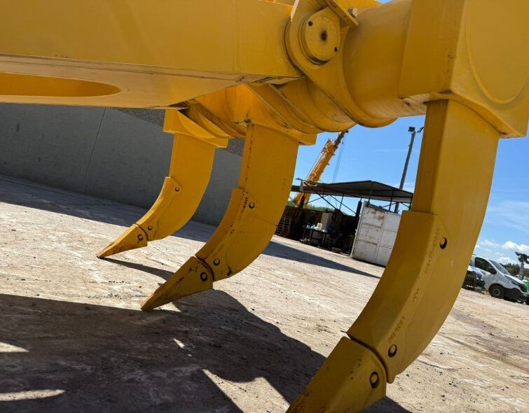 KOMATSU D155 AX-7 ***BRAND NEW***